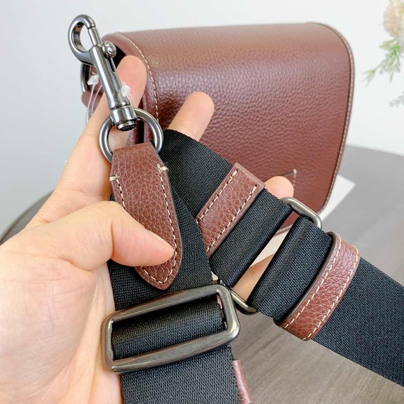 Coach CR236 Lucas Crossbody IN Natural Multi - Picture 9 of 10